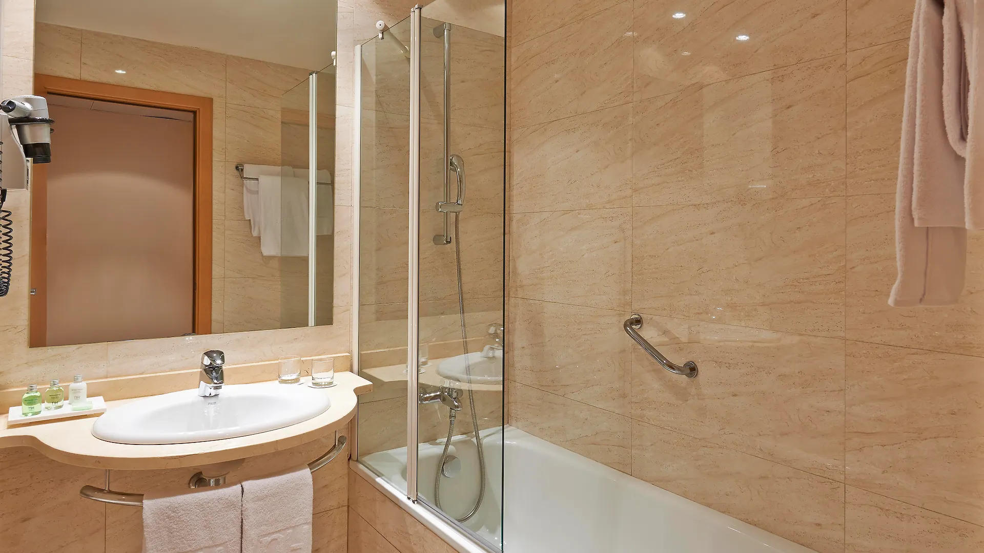 Hotel Catalonia La Maquinista Barcelona